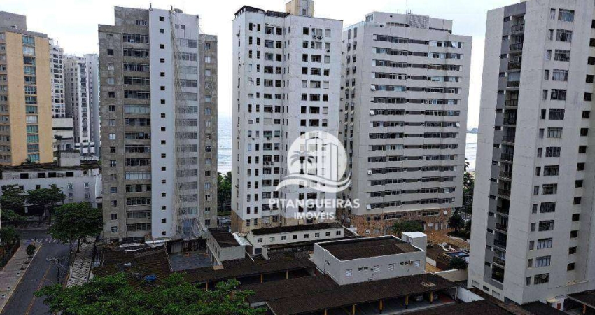 Apartamento amplo, reformado, 1 quadra da Praia na Pitanqueiras