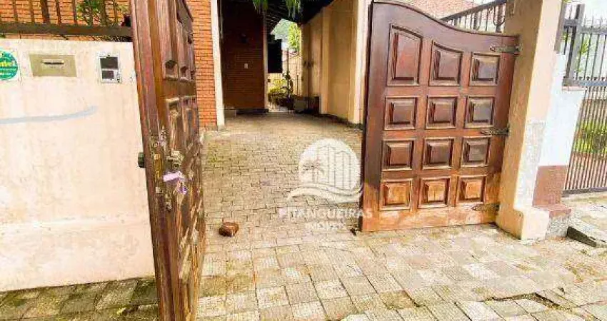Casa com 3 dormitórios à venda, 245 m²  - Pitangueiras - Guarujá/SP