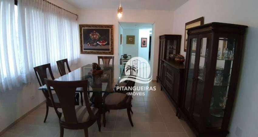 Apartamento amplo a venda no Guarujá, 1 quadra da Praia de Pitangueiras