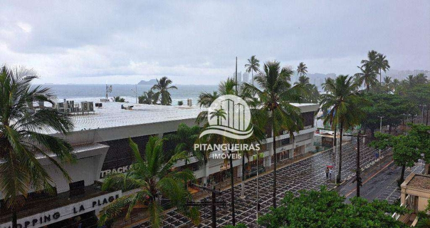 Aparamneto amplo frenta ao Shopping com vista mar na Pitangueiras