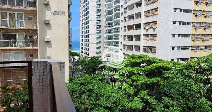 Apartamento amplo com 3 quarto, 1 quadra da praia