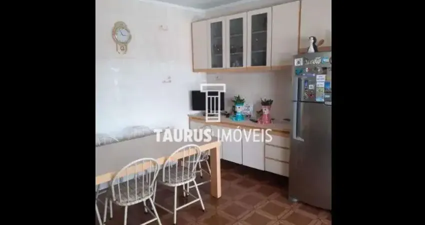 Sobrado 3 quartos, 250 m², à venda por R$690.000