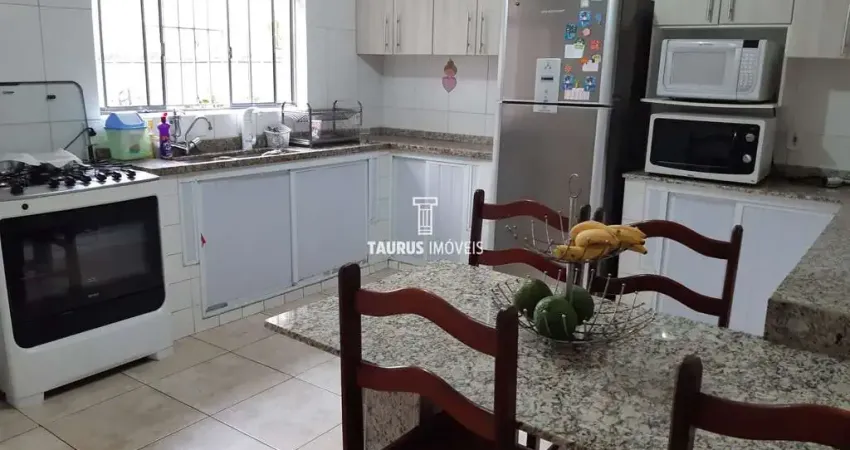 Sobrado 4 quartos, 170 m², à venda por R$ 880.000,00