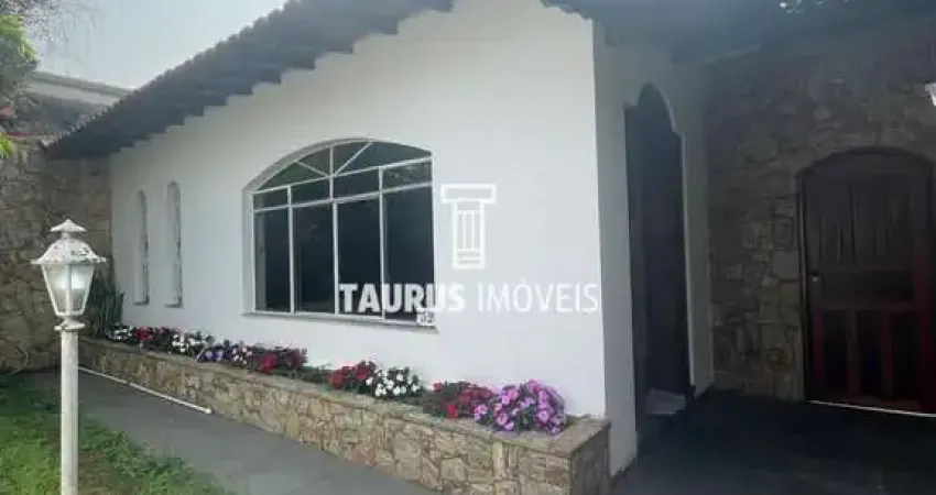 Sobrado 6 quartos, 328 m², à venda por R$1.999.000
