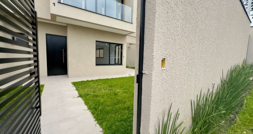 sobrado novo com quintal, 3 quartos e suite VILASÃO PAULO - CURITIBA - PR
