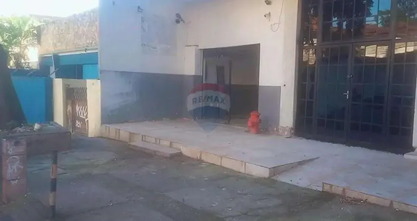 Loja Reformada para Locação na Tanque, RJ!