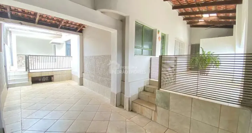 Casa com 3 quartos para alugar no Jardim São João, Lençóis Paulista