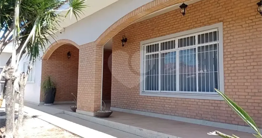 Casa de 3 quartos, 266m² no bairro parque residencial são josé, em lençóis paulista