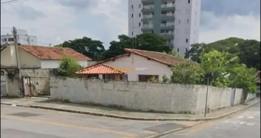 Terreno de 450m² com ótima localização no parque industrial