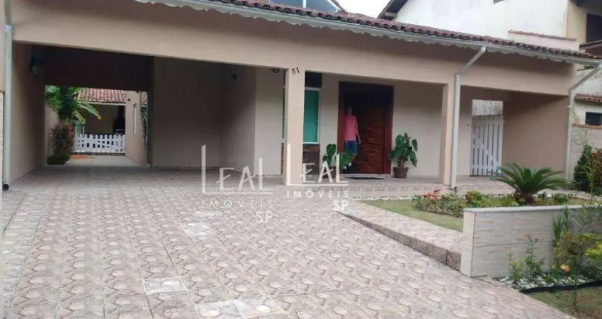 Casa com 3 dormitórios à venda, 250 m² por R$ 1.790.000,00 - Praia da Enseada - Bertioga/SP