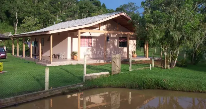 Chácara / sítio com 3 quartos à venda na Taquari de Baixo, 1001, Taquari, Campina Grande do Sul