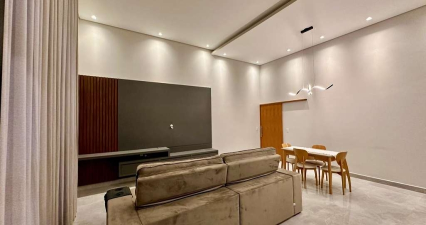 Casa de Condomínio para venda em Jardim Laguna de 300.00m² com 3 Quartos, 3 Suites e 4 Garagens