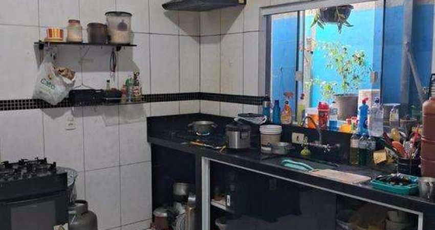 Casa para venda em Vila Brizzola de 117.00m² com 2 Quartos e 2 Garagens