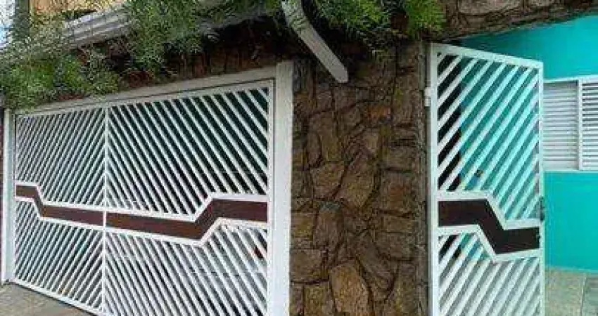 Casa para venda em Jardim Regina de 208.00m² com 4 Quartos, 1 Suite e 3 Garagens