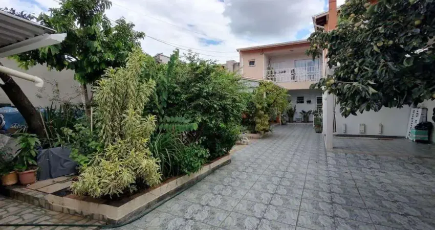 Casa para venda em Residencial Monte Verde de 250.00m² com 3 Quartos, 2 Suites e 4 Garagens