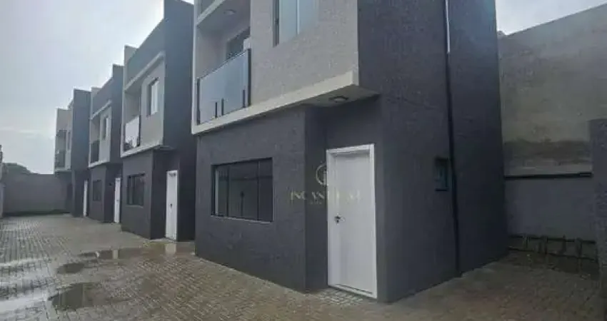 Sobrado Tríplex à venda no Alto Boqueirão – 2 Dormitórios (1 Suíte com sacada), Terraço 22m², 70m² – Se enquadra no Minha Casa Minha Vida – R$ 429.900