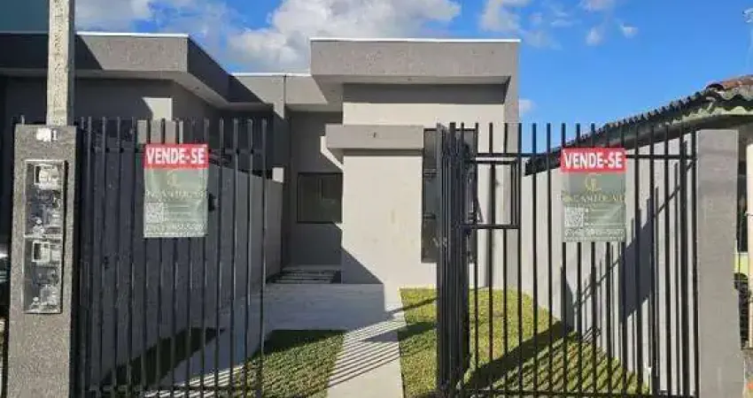 Casa térrea no sítio cercado, a 500m da izaac ferreira da cruz | 3 dorms | 59m² | garden | churrasqueira | r$ 489 mil