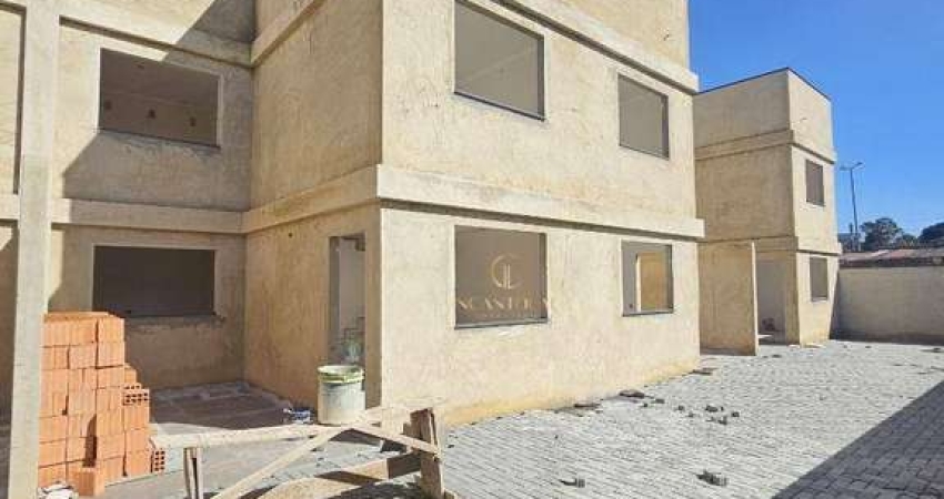 Sobrado com 2 Dormitórios à Venda em Condomínio Fechado no Sítio Cercado  62m² - Por R$ 390.000,00. Enquadra-se no Programa Minha Casa Minha Vida