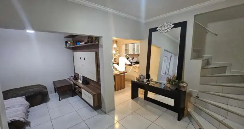 Casa em condomínio usada em jardim santa amália - condomínio com piscina e playground