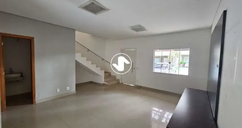 Casa em Condomínio à Venda no Villa Firenze| 3 Quartos | 1 suite | 2 Vagas |115m², Jardim Mariana - Cuiabá-MT