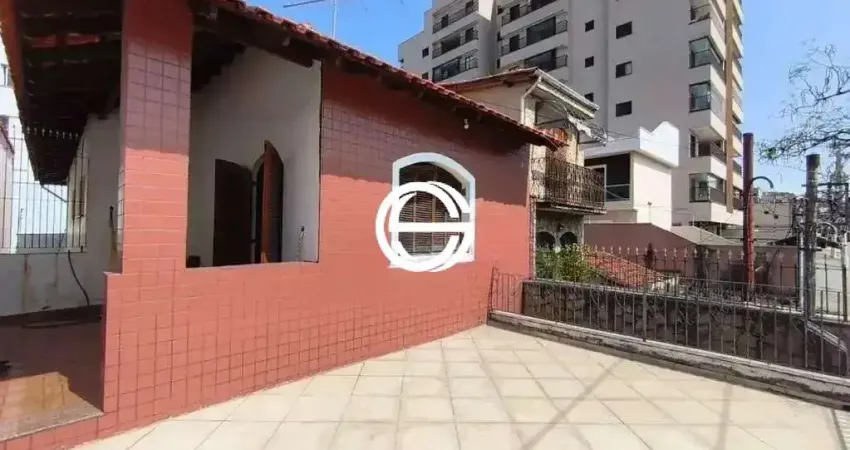 Casa (Sobrado) para Venda, 3 dorm(s), 1 suite(s), 2 vaga(s), 289 m²