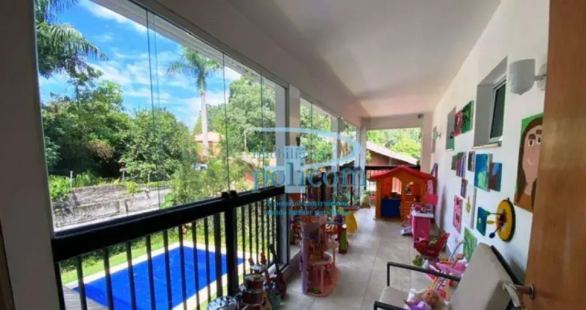 Casa Alto-padrão  Jd. Leonor