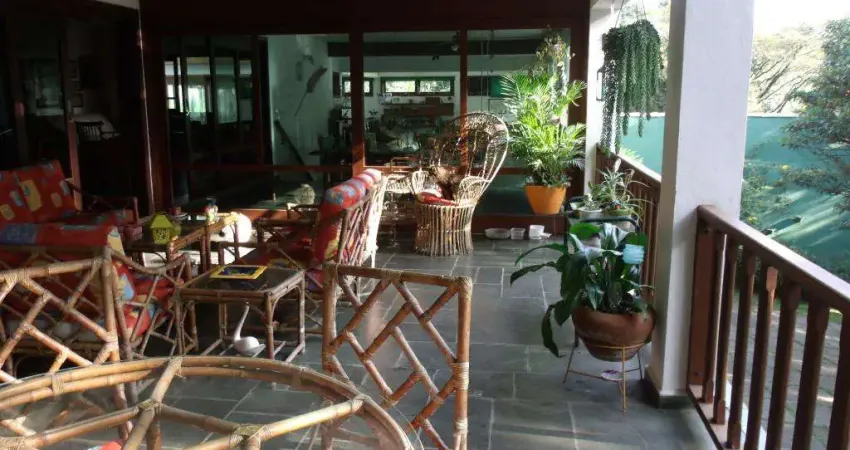 Casa à venda, 654 m² por R$ 2.000.000,00 - Parque Primavera - Carapicuíba/SP