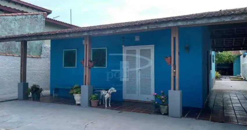 Casa com 3 dormitórios à venda por R$ 330.000,00 - Jardim das Palmeiras - Itanhaém/SP