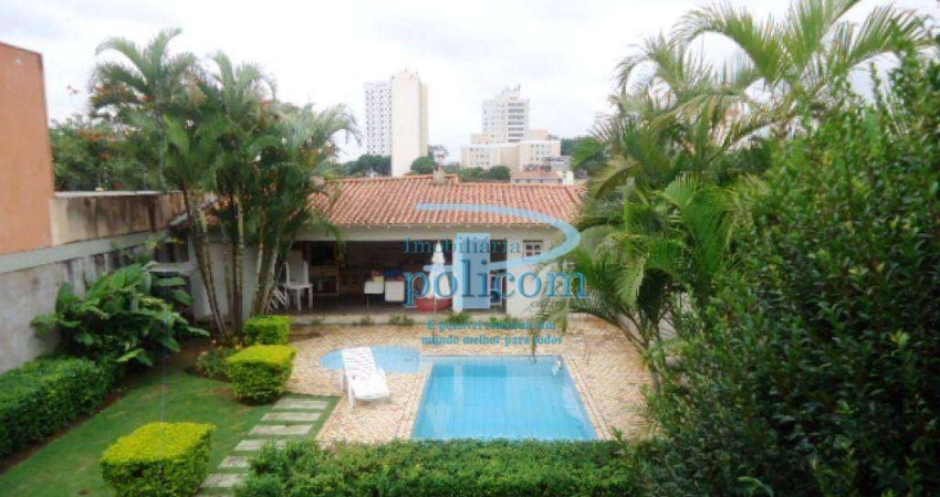 Bela casa com piscina