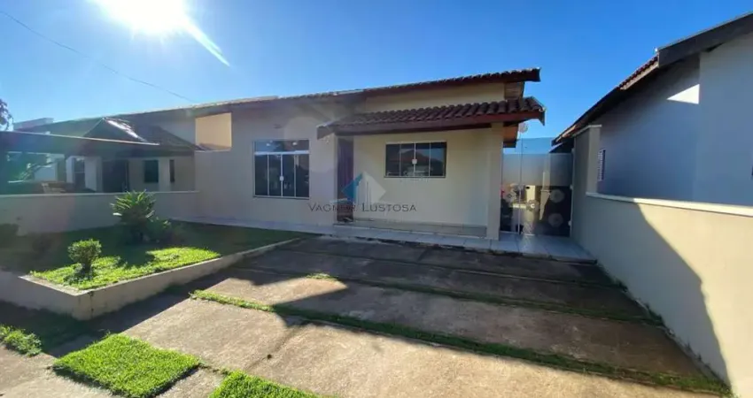 Casa em Condomínio para Venda em Mogi Guaçu, Condomínio Dr Falsetti, 3 dormitórios, 1 suíte, 2 banheiros, 2 vagas