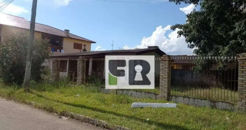 Casa de 2 dormitórios com 4 Vagas de Garage, Sumaré, Alvorada, RS.