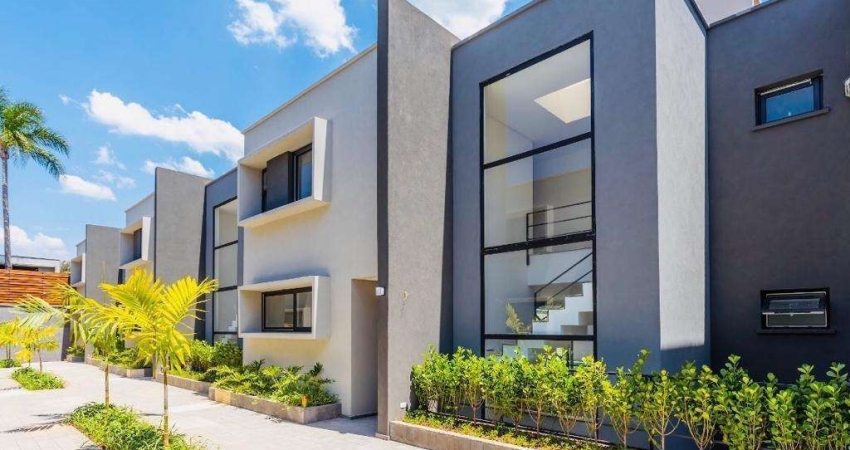 Casa em condomínio para venda com 4 quartos, sendo 4 suítes, 401.12m²