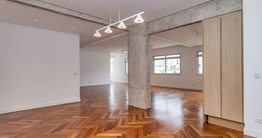 Apartamento tipo para venda em Higienópolis com 3 quartos, sendo 1 suíte, 230m²