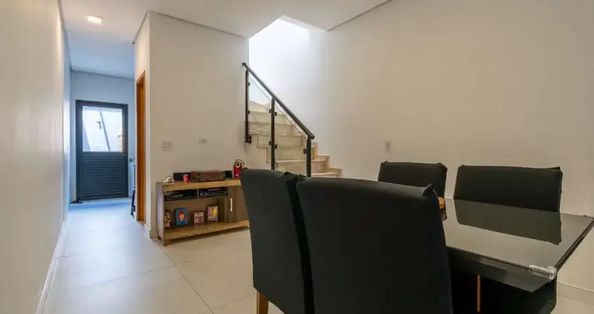 Sobrado para venda em Granja Julieta com 3 quartos, sendo 1 suíte , 86m²