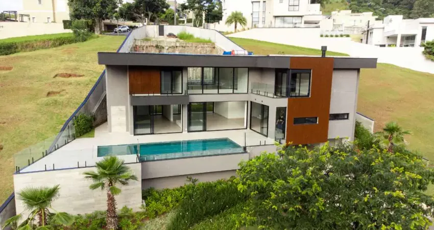 Casa no condomínio residencial campos do conde, alphaville para venda com 4 quartos, sendo 4 suítes , 650m²