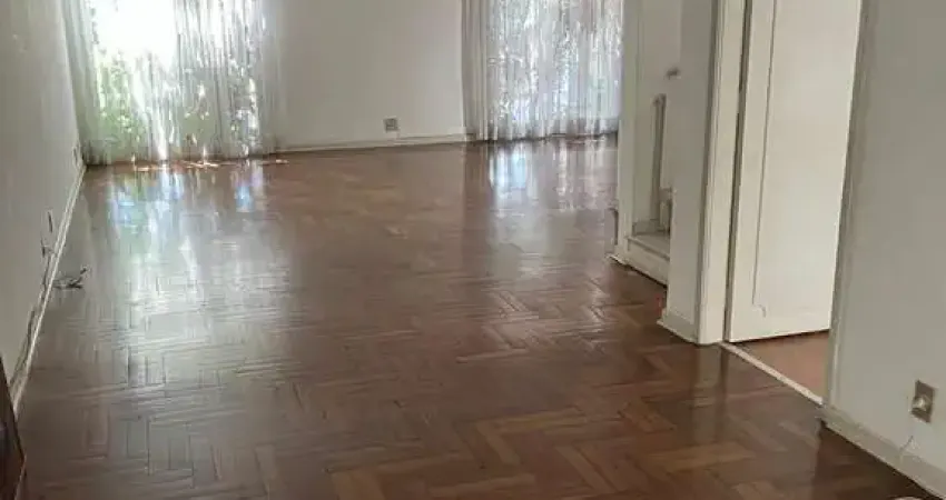 Casa para venda em Vila Cordeiro com 3 quartos, sendo 1 suíte , 200m²