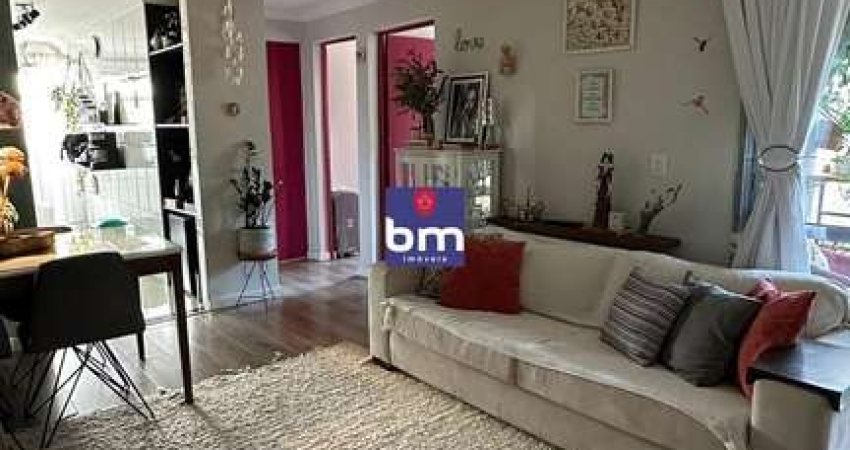 Apartamento à venda em São Paulo, Parque Reboucas, com 2 quartos, com 53 m²