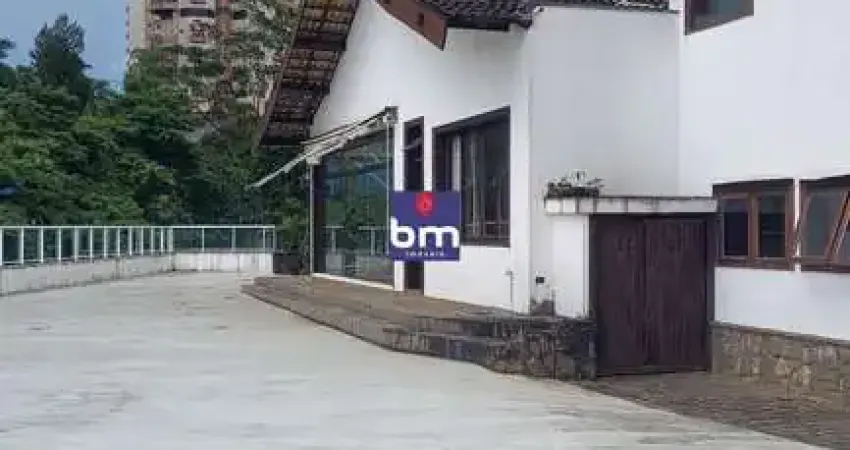 Casa para alugar em São Paulo, Jardim Ampliação, com 4 quartos, com 442 m²