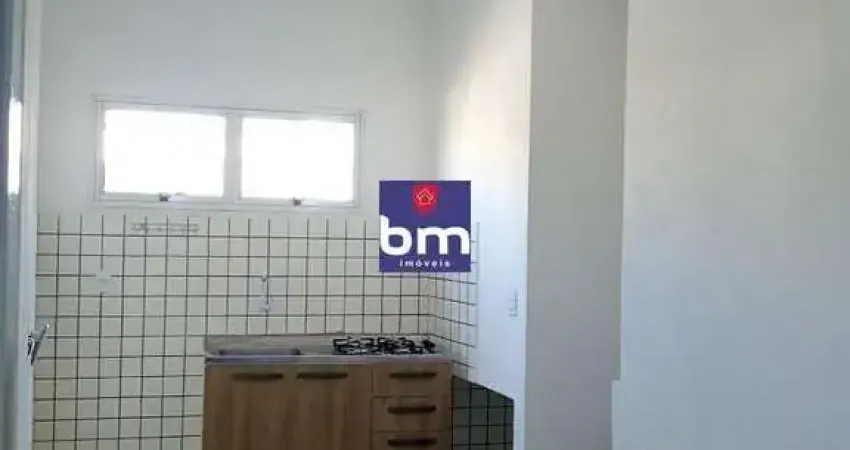 Sobrado para alugar em São Paulo, Jardim Santo Antônio, com 2 quartos, com 50 m²