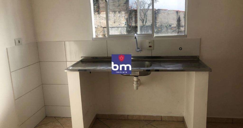 Kitnet para alugar em São Paulo, Jardim Monte Azul, com 1 quarto, com 25 m²
