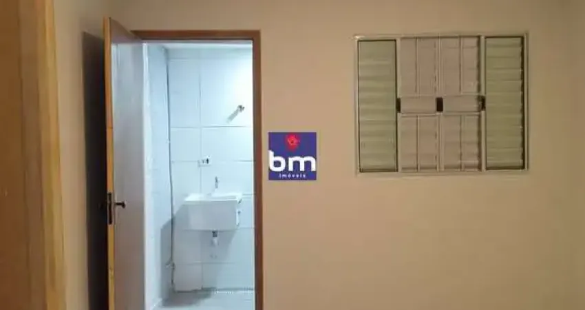 Apartamento para alugar em São Paulo, Parque Reboucas, com 1 quarto, com 30 m²