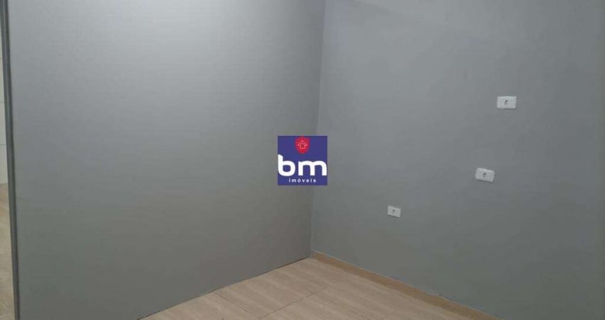 Casa para alugar em São Paulo, Jardim Rosana, com 1 quarto, com 30 m²
