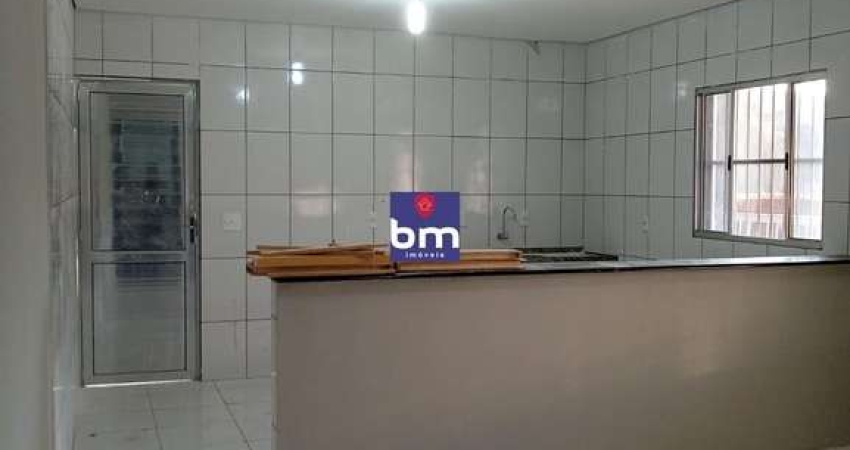Casa para alugar em São Paulo, Jardim Ingá, com 2 quartos, com 80 m², Residencial Linhares