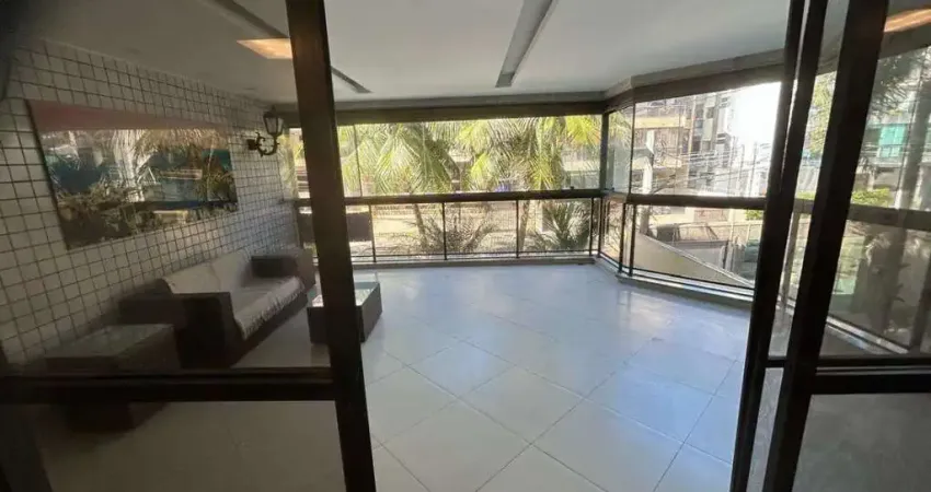Apartamento de 3 quartos à venda no Recreio dos Bandeirantes – 180m², a 50m da praia
