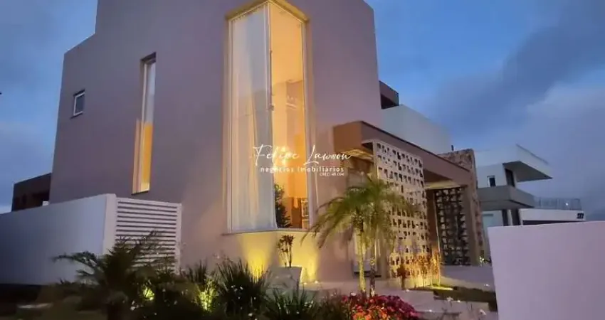 Casa alto padrão com 3 suítes no condomínio Alphaville