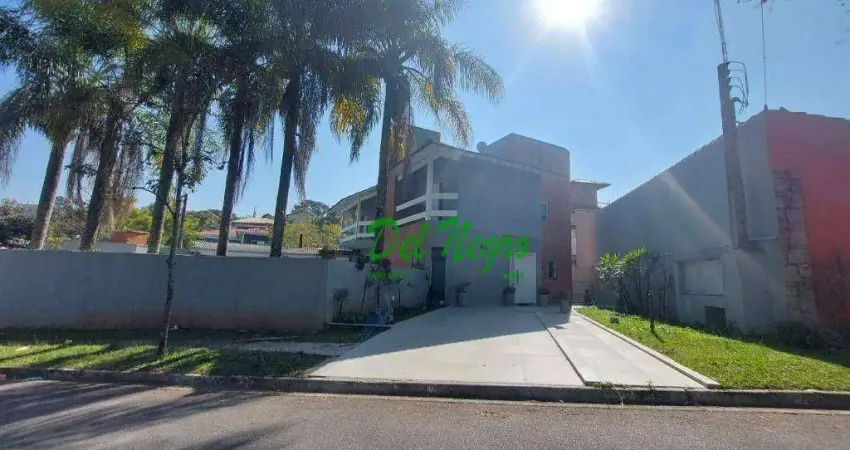 Casa com 4 dormitórios à venda, 320 m² - São Paulo II, Granja Viana.