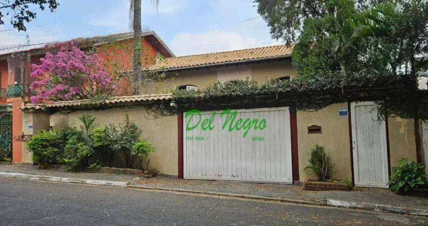 Sobrado com 4 suítes à venda, 300 m² por R$ 1.150.000 - Cidade São Francisco - São Paulo/SP