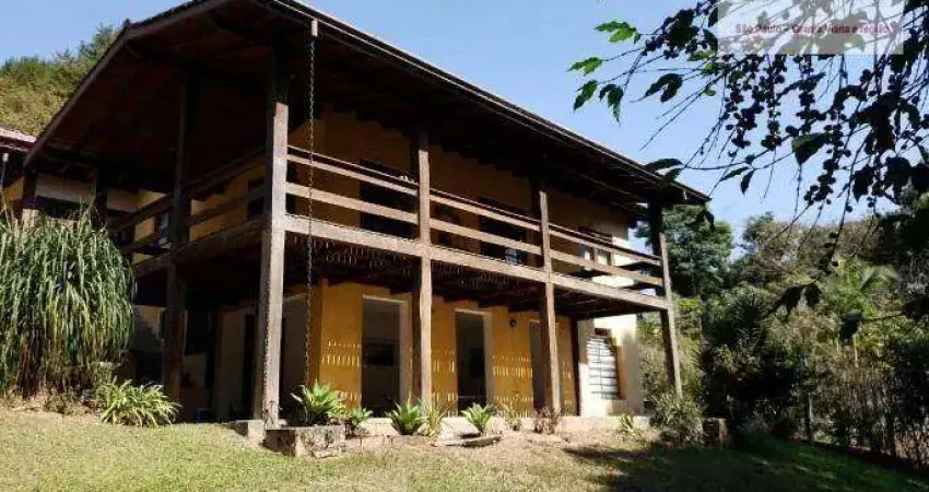Linda casa à venda, com 4844 m² de terreno - chácara dos junqueiras, granja viana.