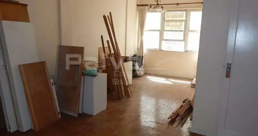 Apartamento na quadra da Praia de Icaraí