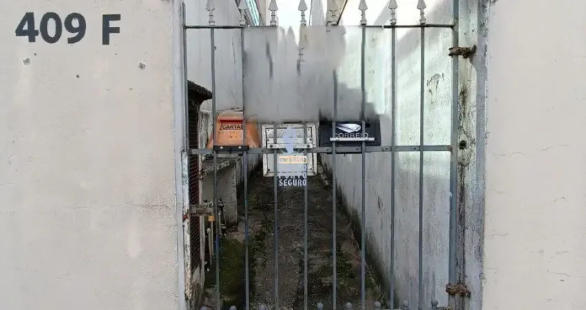 Casa com 1 quarto para alugar na Vila Nivi, São Paulo 